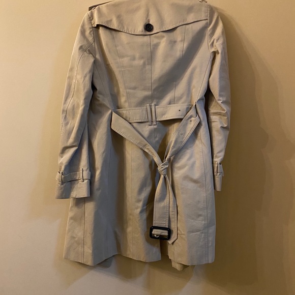 Burberry Trench Coat - Picture 5 of 15